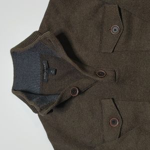 Banana Republic Medium Brown 3 Button Sweater